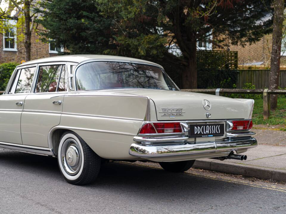 Bild 15/33 von Mercedes-Benz 300 SE (1965)
