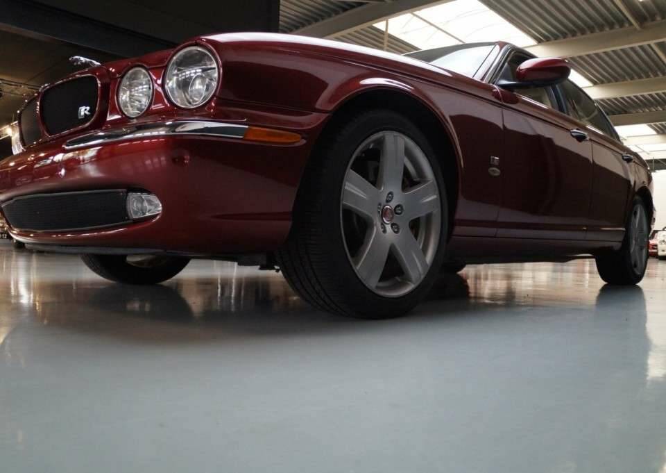 Bild 42/50 von Jaguar XJR Super V8 (2007)