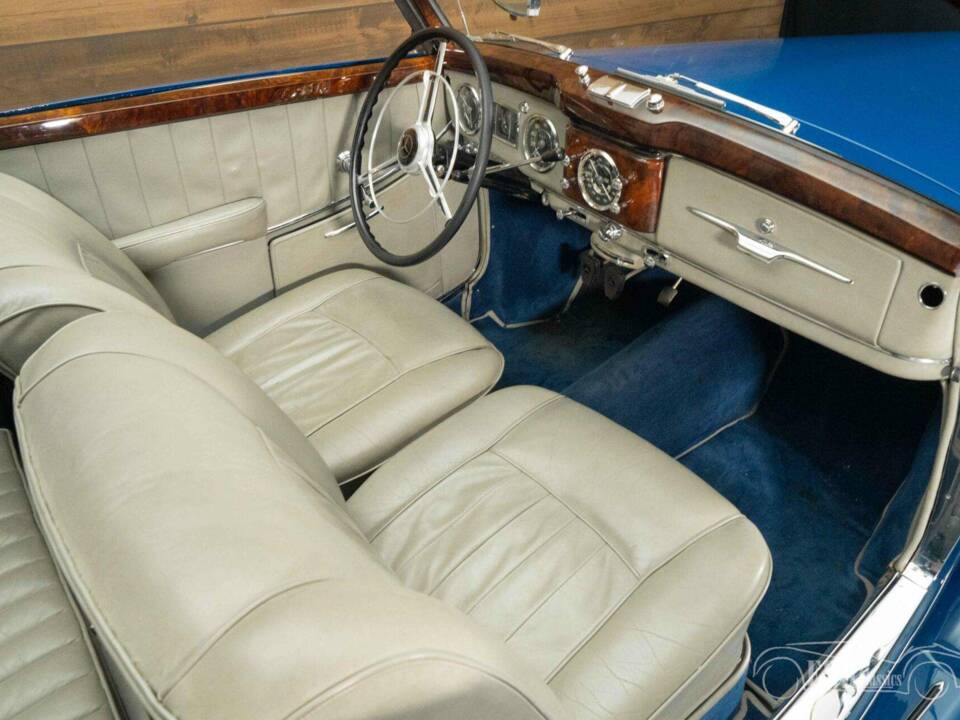Image 13/19 of Mercedes-Benz 220 Cabriolet A (1951)
