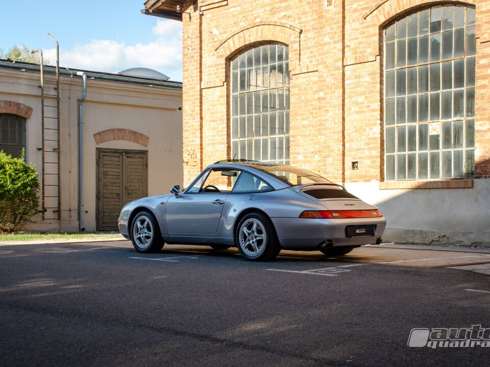 Immagine 3/13 di Porsche 911 Targa (1996)