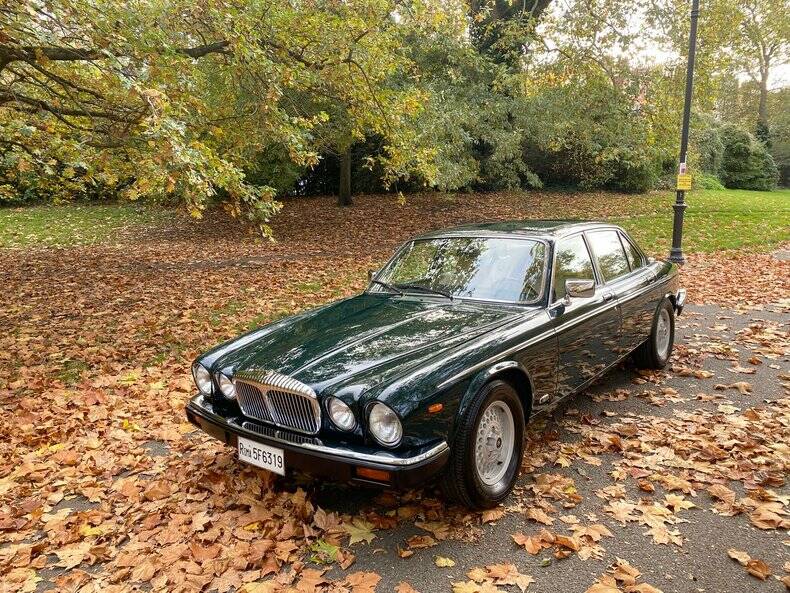 Bild 16/50 von Daimler Double Six (1992)