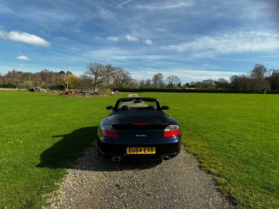 Bild 11/81 von Porsche 911 Turbo (2004)