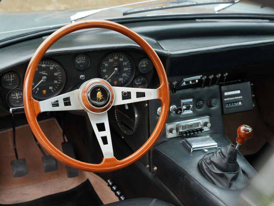 Bild 41/50 von Lamborghini Islero 400 GT (2+2) (1969)