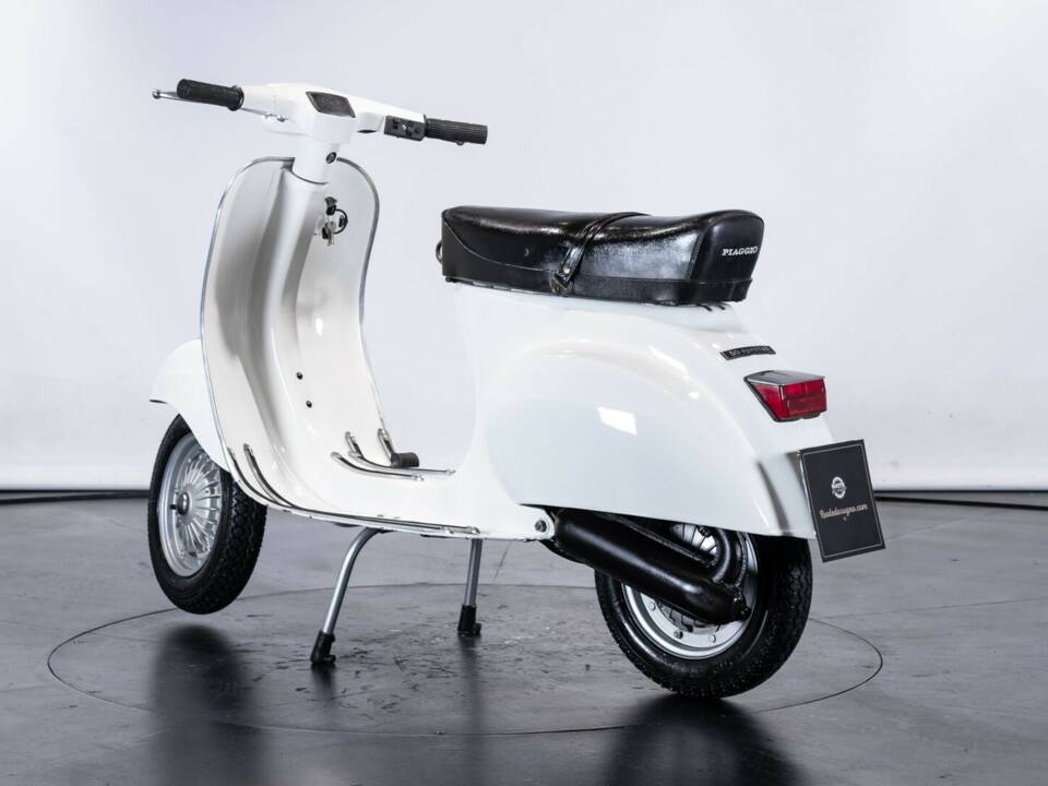 Immagine 2/50 di Piaggio Vespa 50 Special (1978)