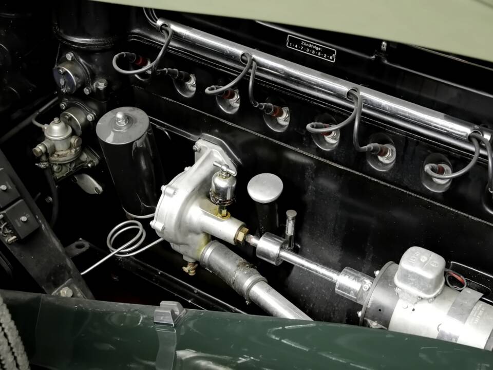 Immagine 33/36 di Horch 853 A Sport (1938)