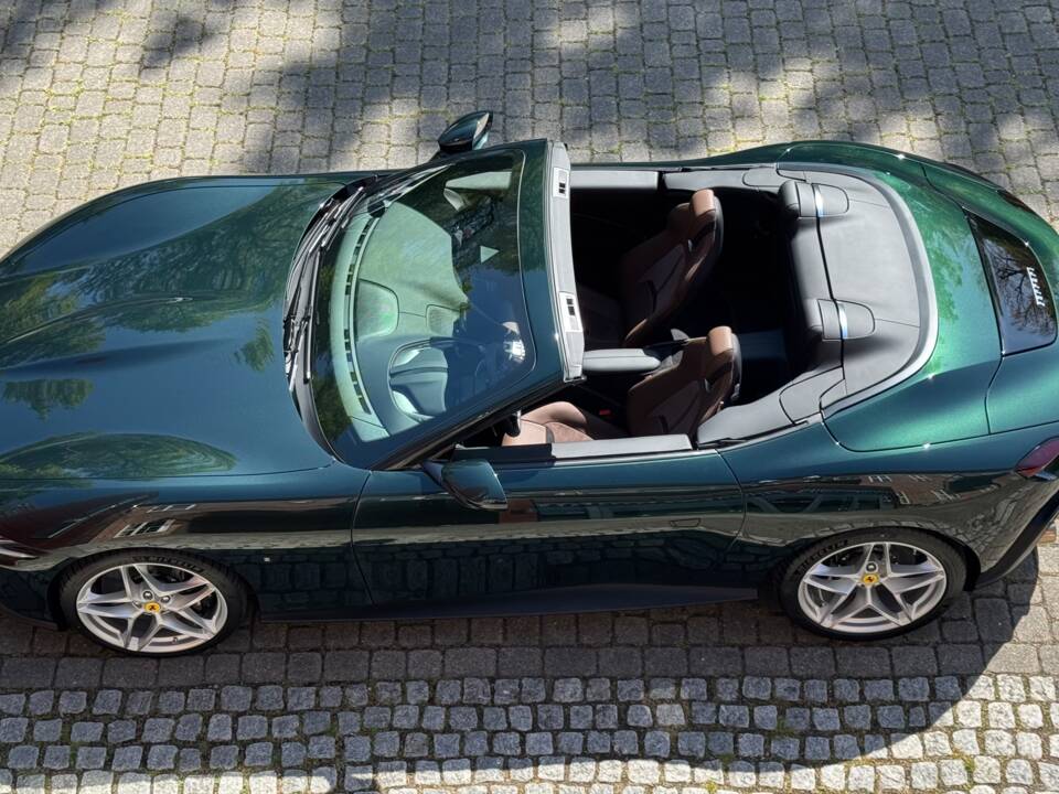 Bild 51/97 von Ferrari Roma Spider (2011)