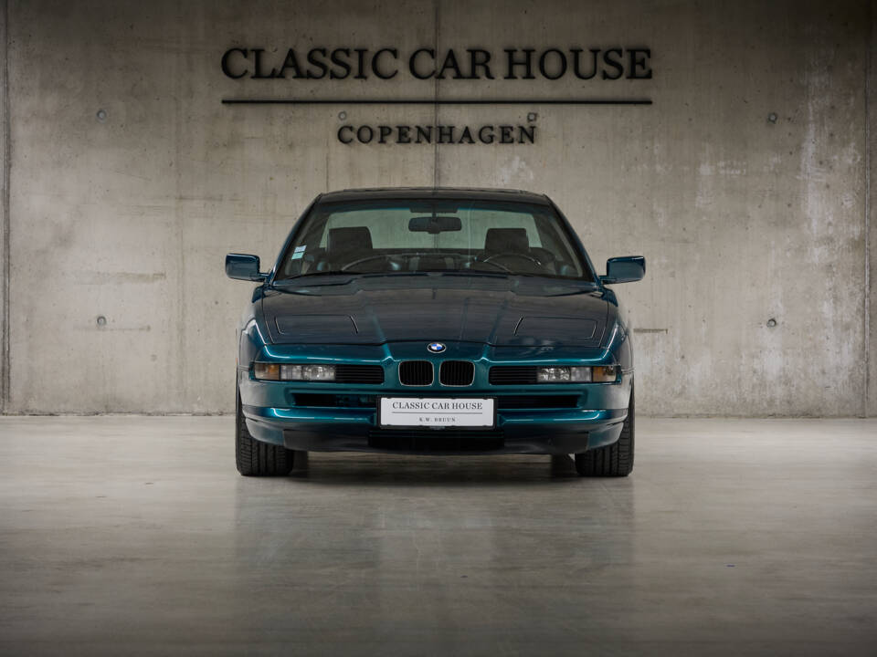 Image 6/81 de BMW 850i (1991)