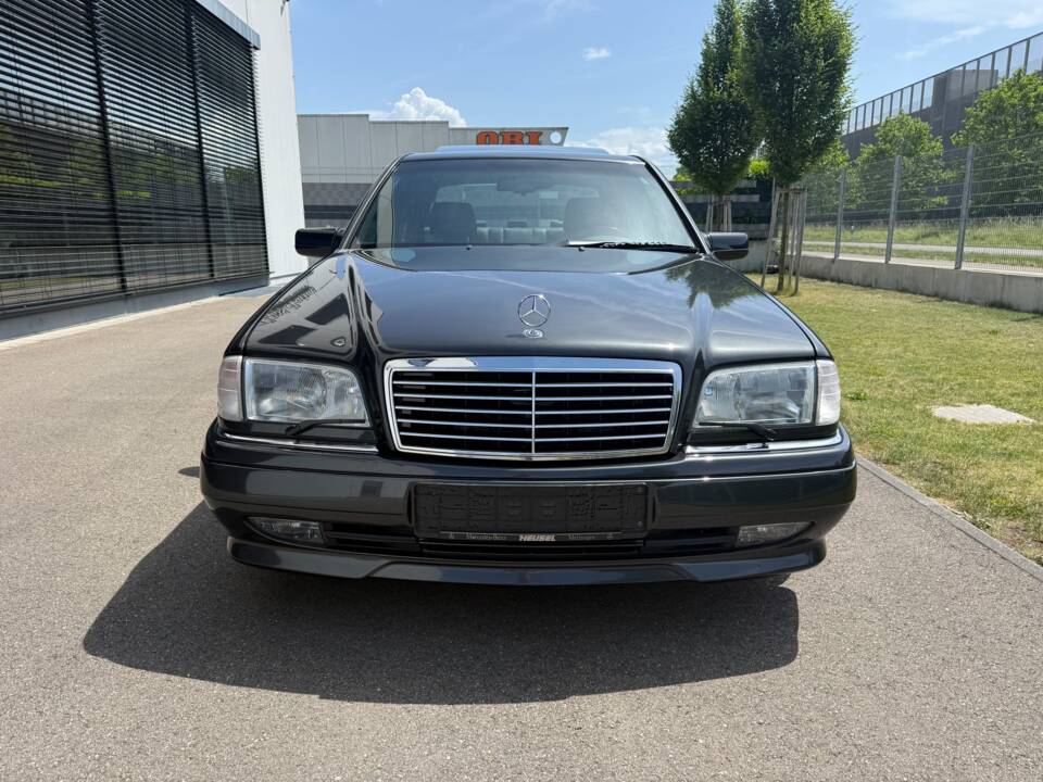 Image 2/22 of Mercedes-Benz C 36 AMG (1996)