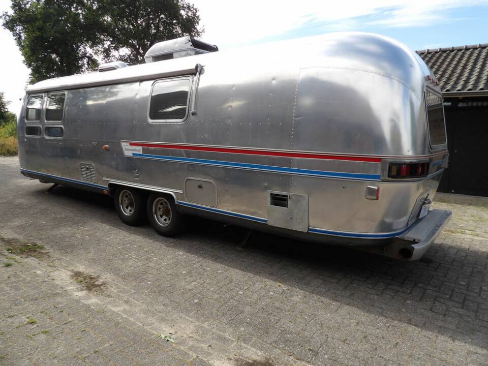 Bild 4/8 von Airstream Land Yacht (1978)