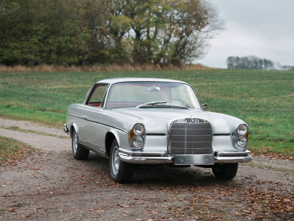 Bild 9/40 von Mercedes-Benz 300 SE (1965)