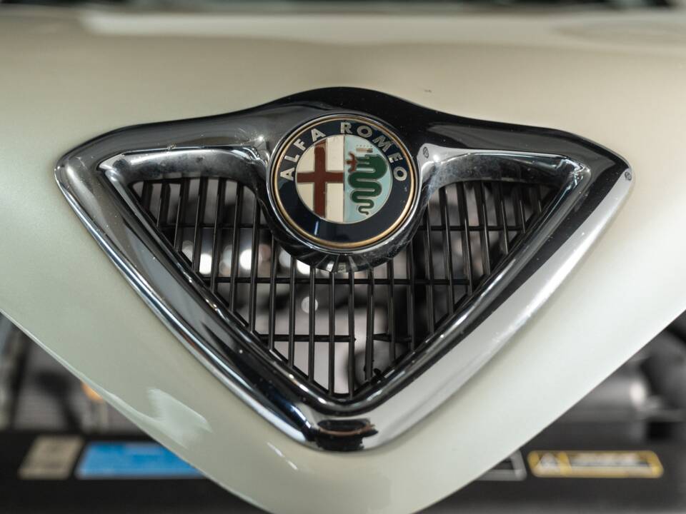 Immagine 44/48 di Alfa Romeo 166 3.0 V6 24V (1999)