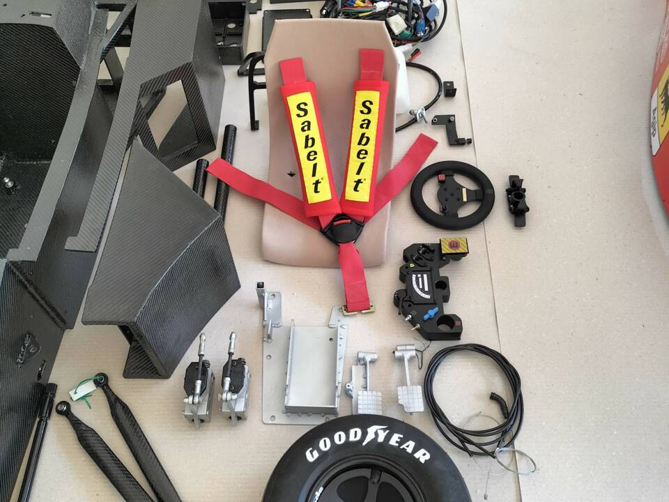 Image 82/85 of Ferrari 641 (1990)