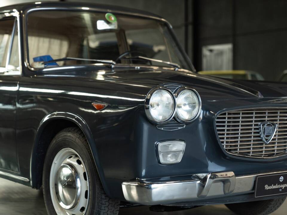 Image 12/43 de Lancia Flavia 1500 (1967)