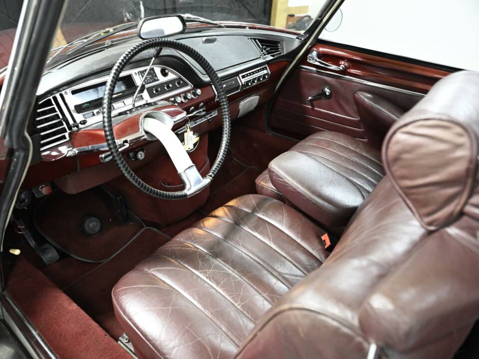 Imagen 27/50 de Citroën DS 19 Chapron (1961)