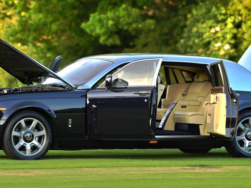 Bild 35/50 von Rolls-Royce Phantom VII (2010)