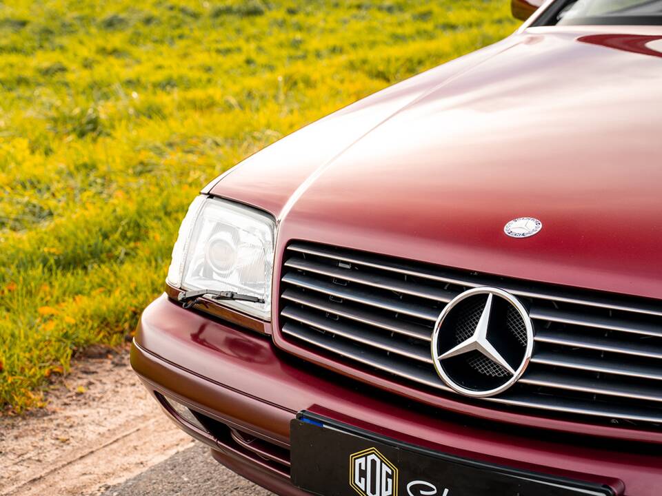 Image 11/47 of Mercedes-Benz SL 280 (1996)