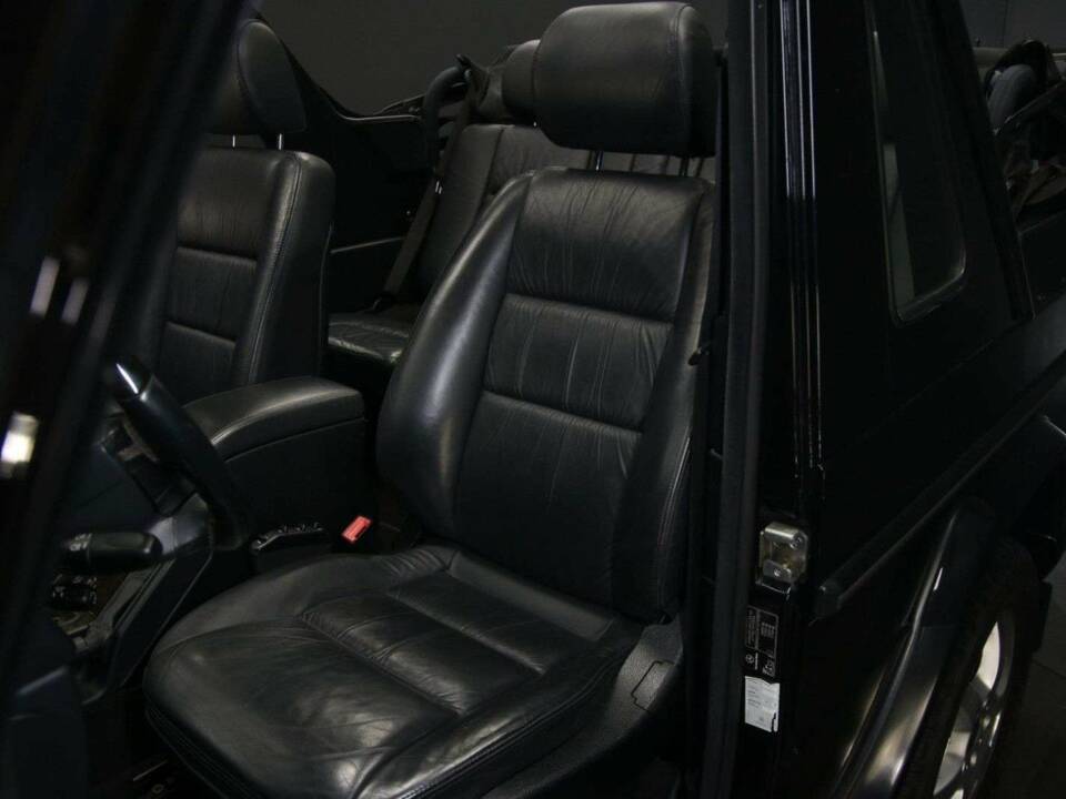 Imagen 36/50 de Mercedes-Benz G 500 (SWB) (2006)