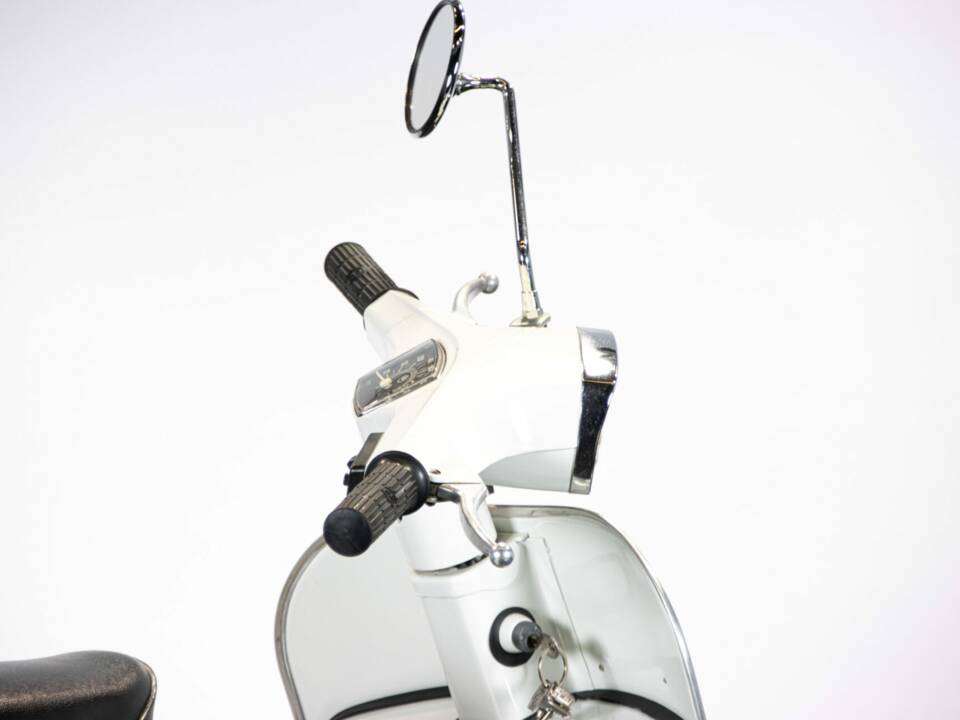 Imagen 26/50 de Piaggio Vespa 50 N Special (1979)