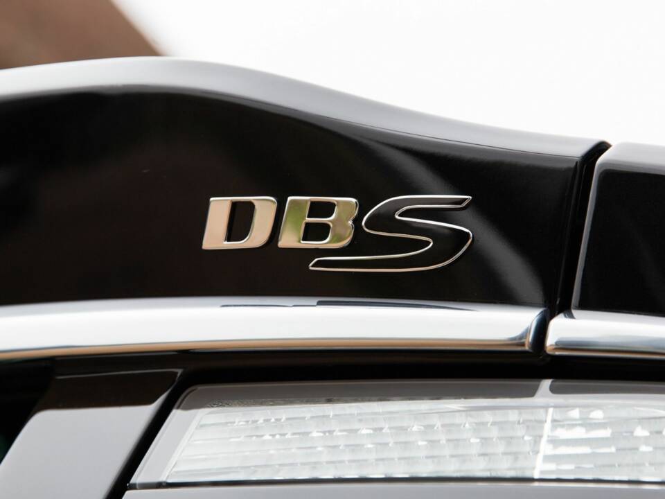 Bild 28/50 von Aston Martin DBS (2010)