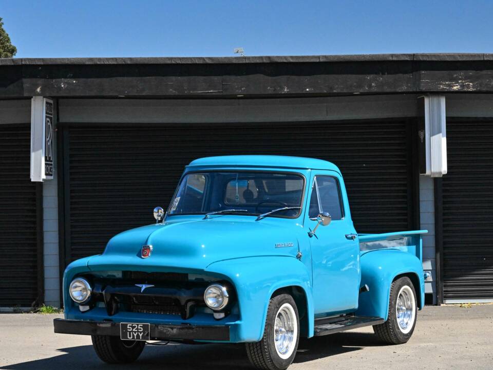 Image 11/50 de Ford F-100 (1954)