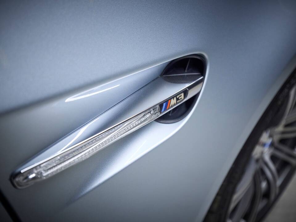 Image 40/100 of BMW M3 (2006)