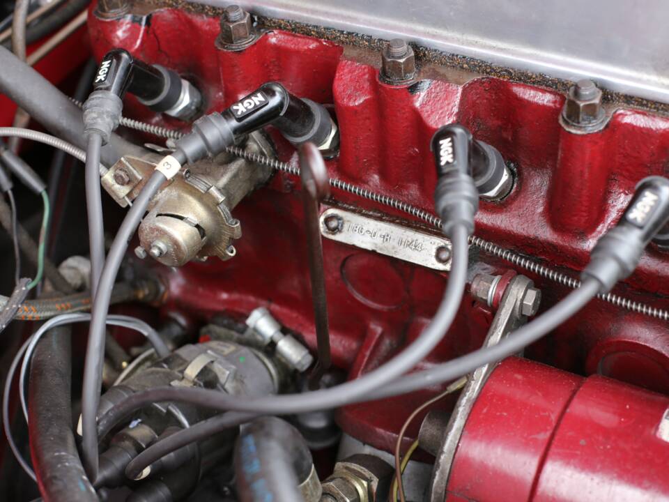Image 44/49 of MG MGB (1966)