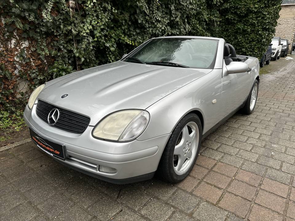 Afbeelding 1/22 van Mercedes-Benz SLK 200 (1998)
