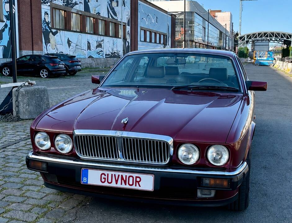 Bild 24/29 von Jaguar XJ 40 3.2 (1994)