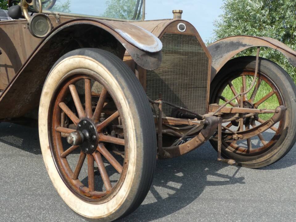 Image 14/66 of Regal Model T Underslung (1913)