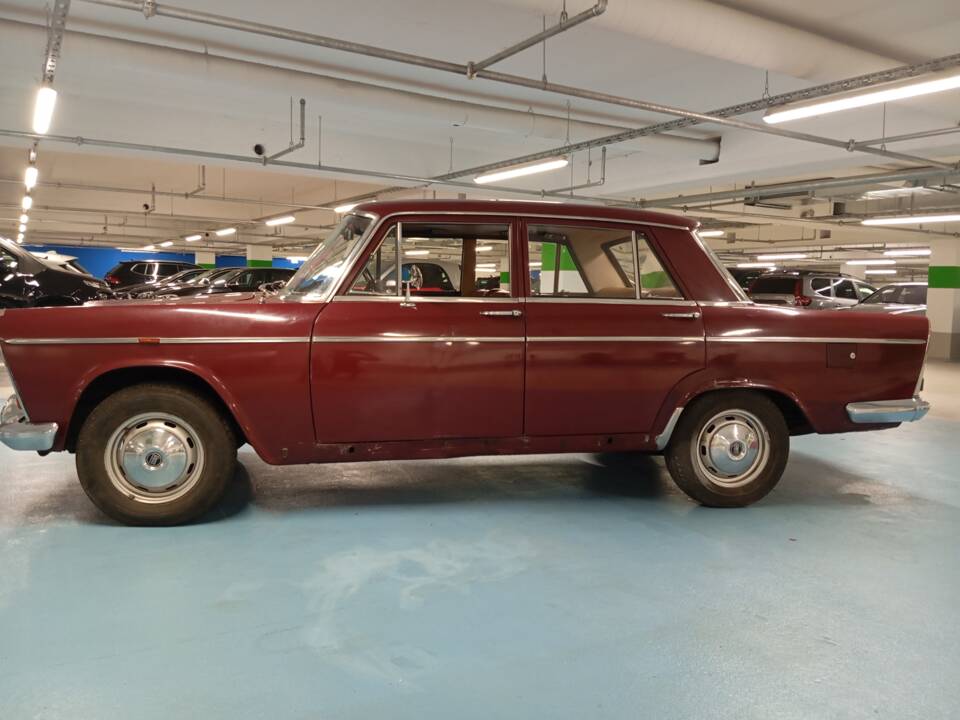 Image 24/50 of FIAT 1500 L (1965)