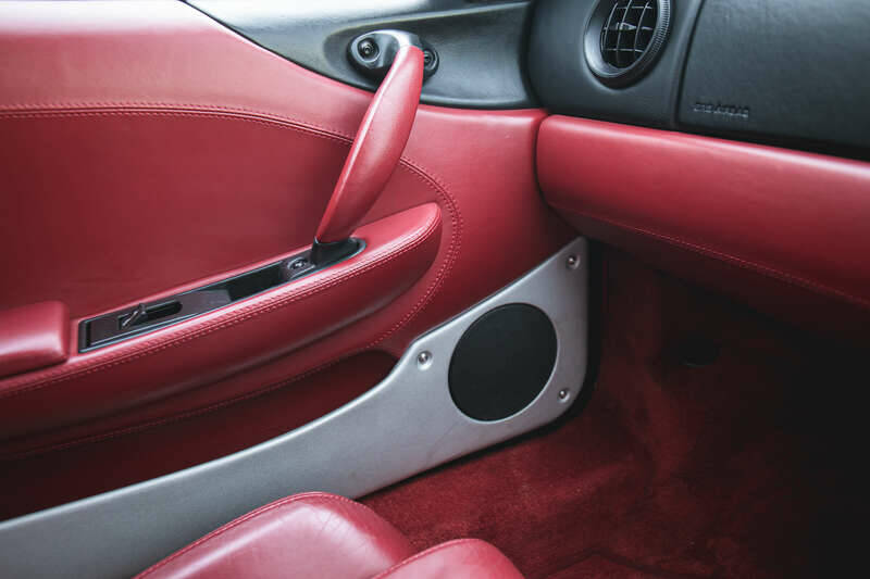 Image 22/39 of Ferrari 360 Modena (2001)