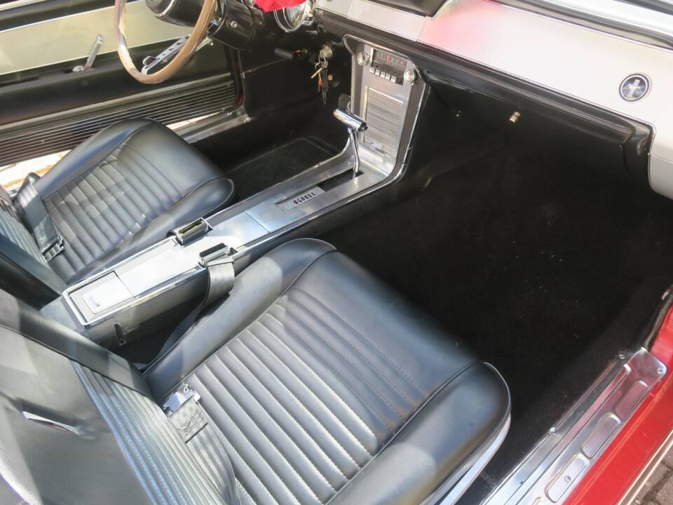 Image 27/39 of Ford Mustang 390 GTA (1967)