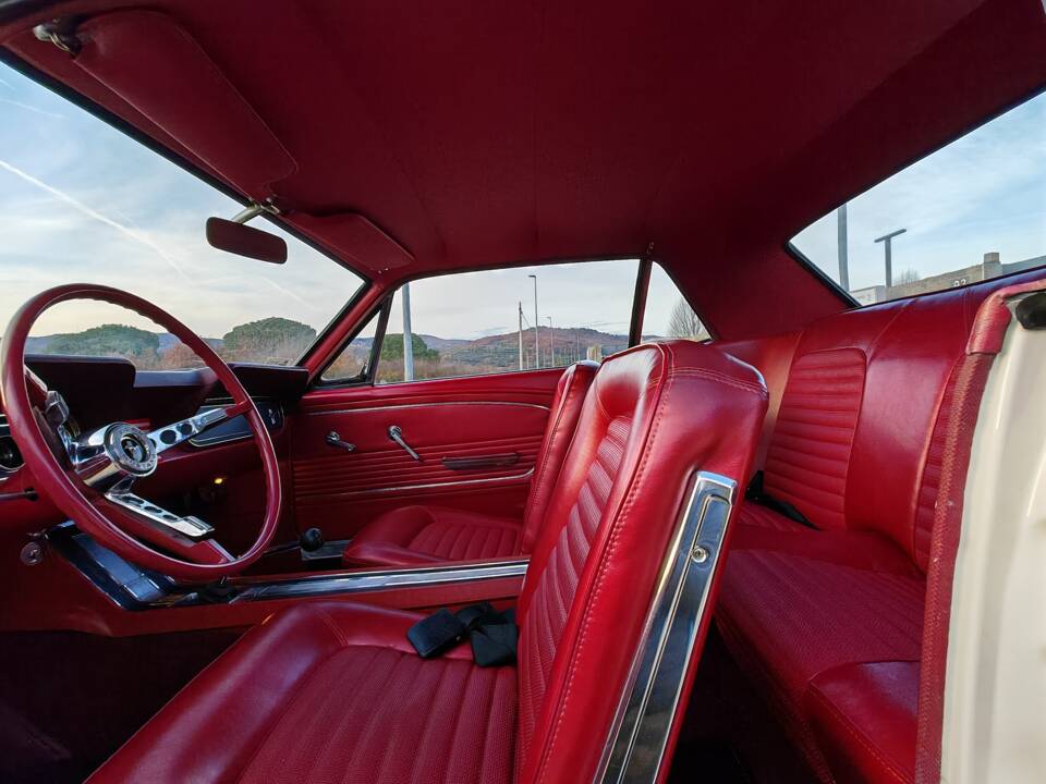 Image 45/50 de Ford Mustang 200 (1966)