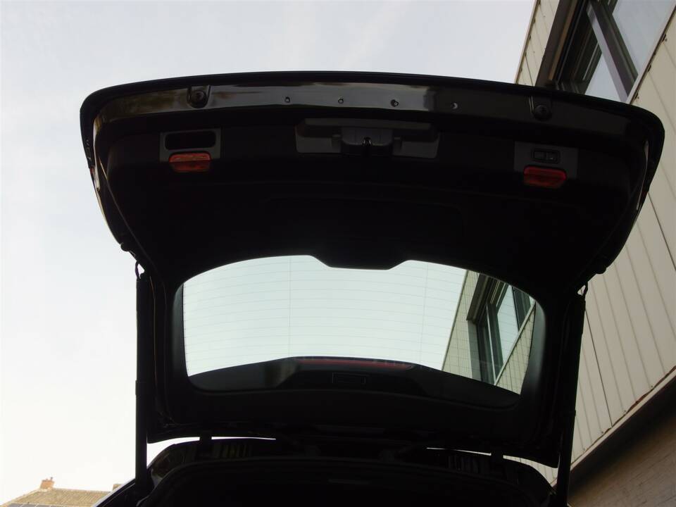 Imagen 71/97 de Porsche Cayenne Turbo (2011)