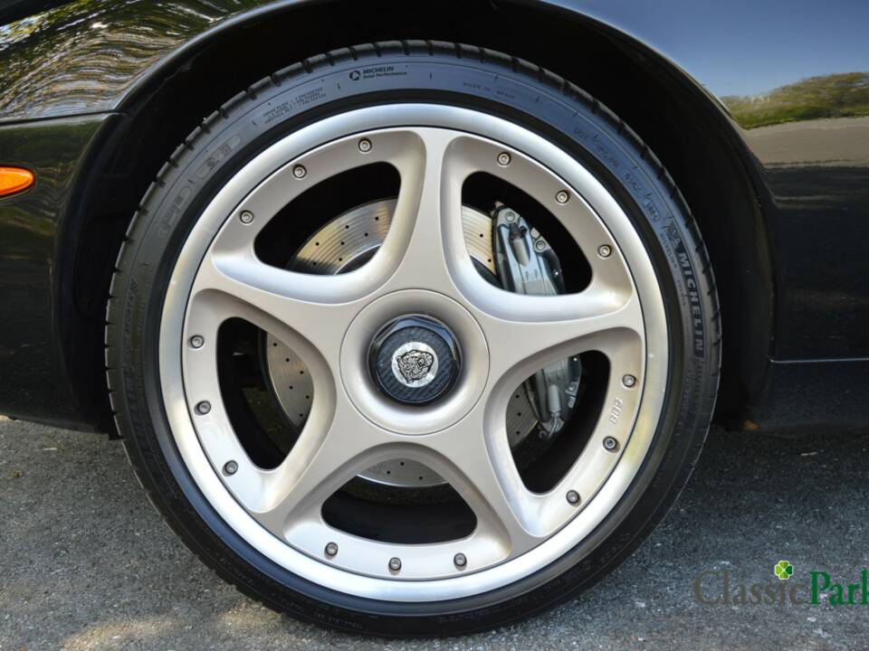 Afbeelding 14/50 van Jaguar XKR (2000)