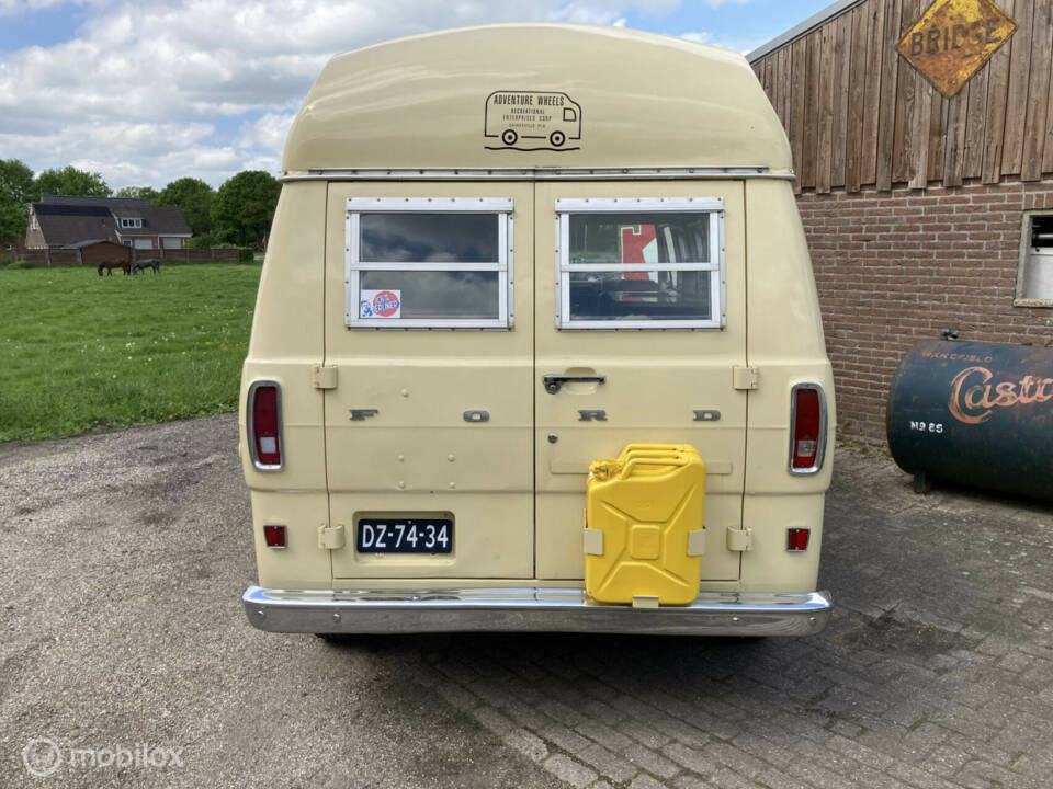 Image 34/50 of Ford Econoline E 300 (1971)