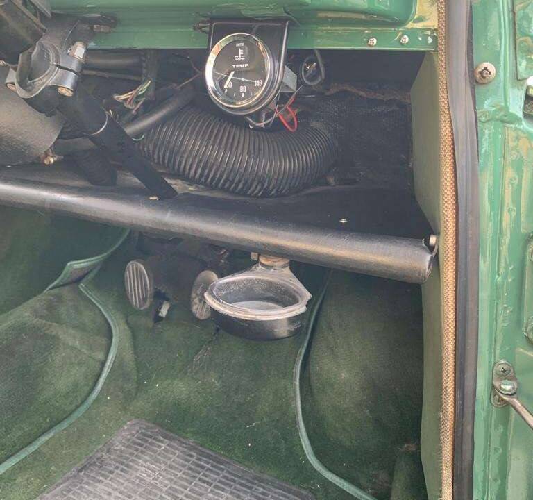 Immagine 58/83 di Morris Minor 1000 Traveller (1969)