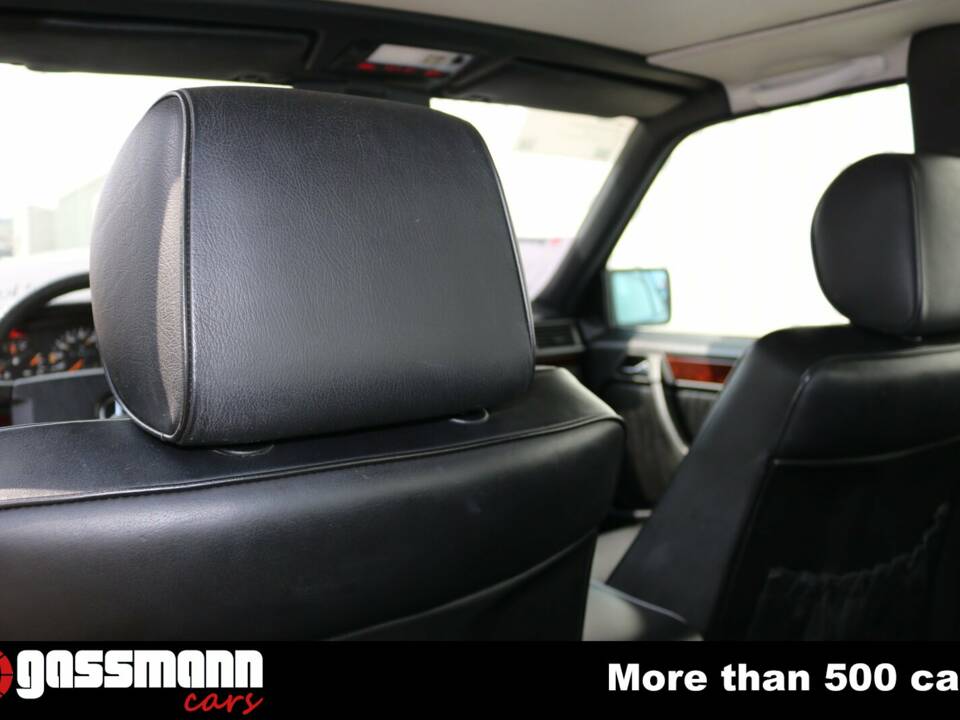 Bild 15/15 von Mercedes-Benz 300 D (1990)
