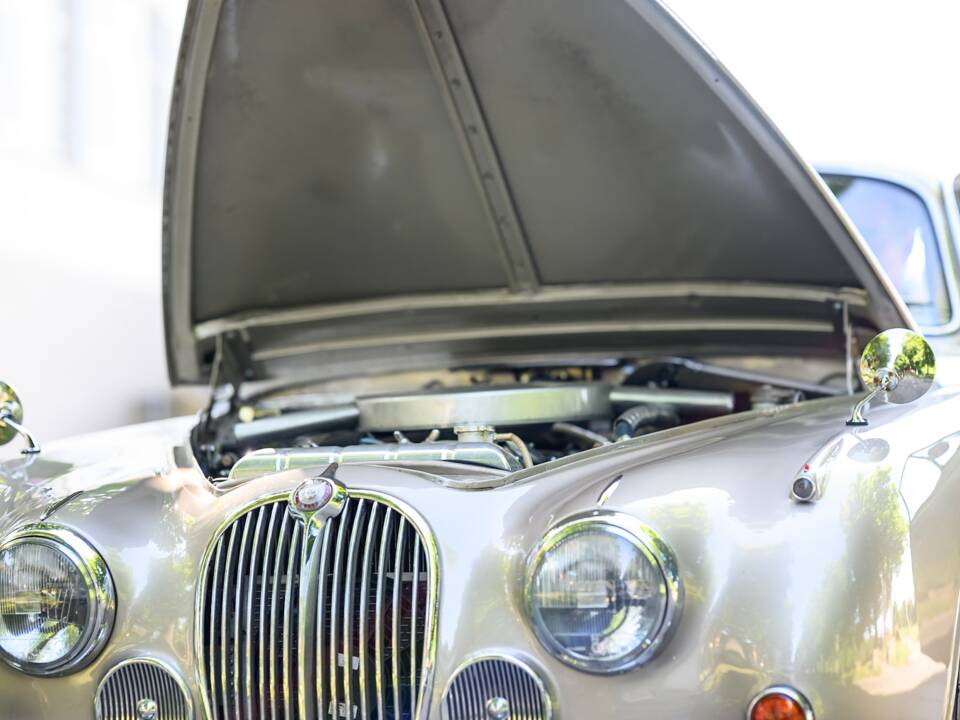 Immagine 44/64 di Jaguar Mk II 3.8 (1961)