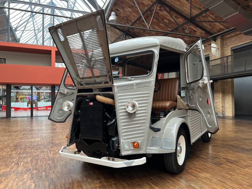 Bild 21/30 von Citroën HY (1976)