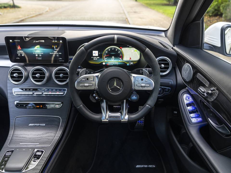 Bild 17/32 von Mercedes-Benz GLC 63 S AMG 4MATIC+ (2019)