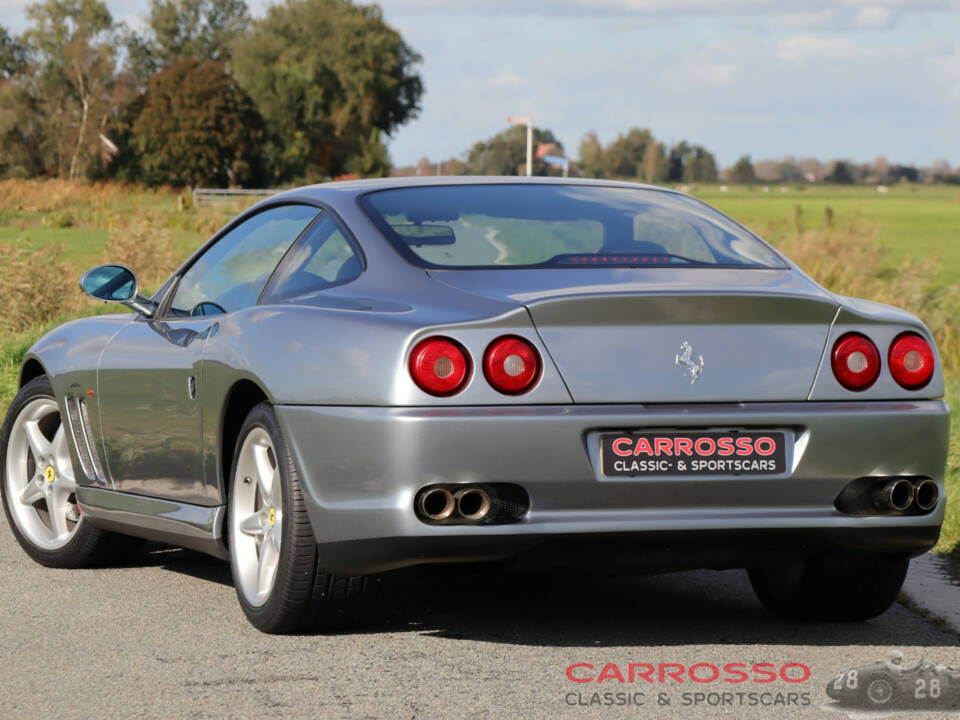 Imagen 2/50 de Ferrari 550 Maranello (1999)