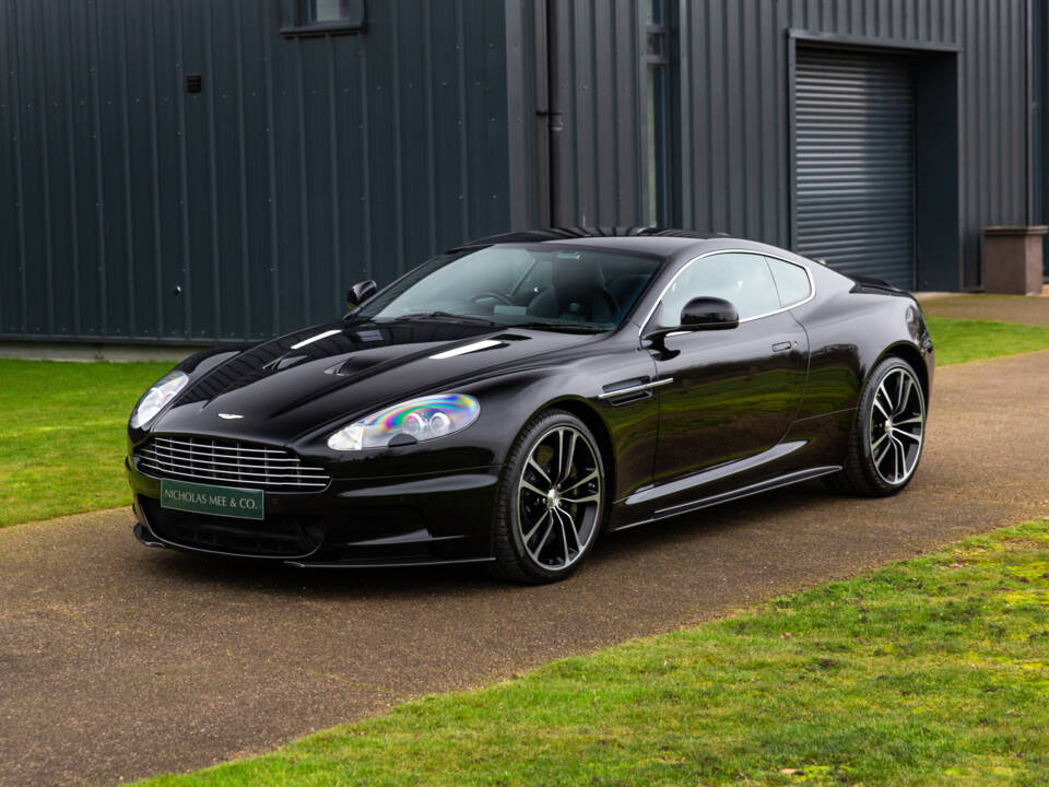 Immagine 54/98 di Aston Martin DBS (2010)