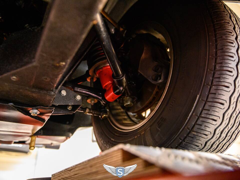 Bild 7/73 von Aston Martin V8 EFi Volante (1987)