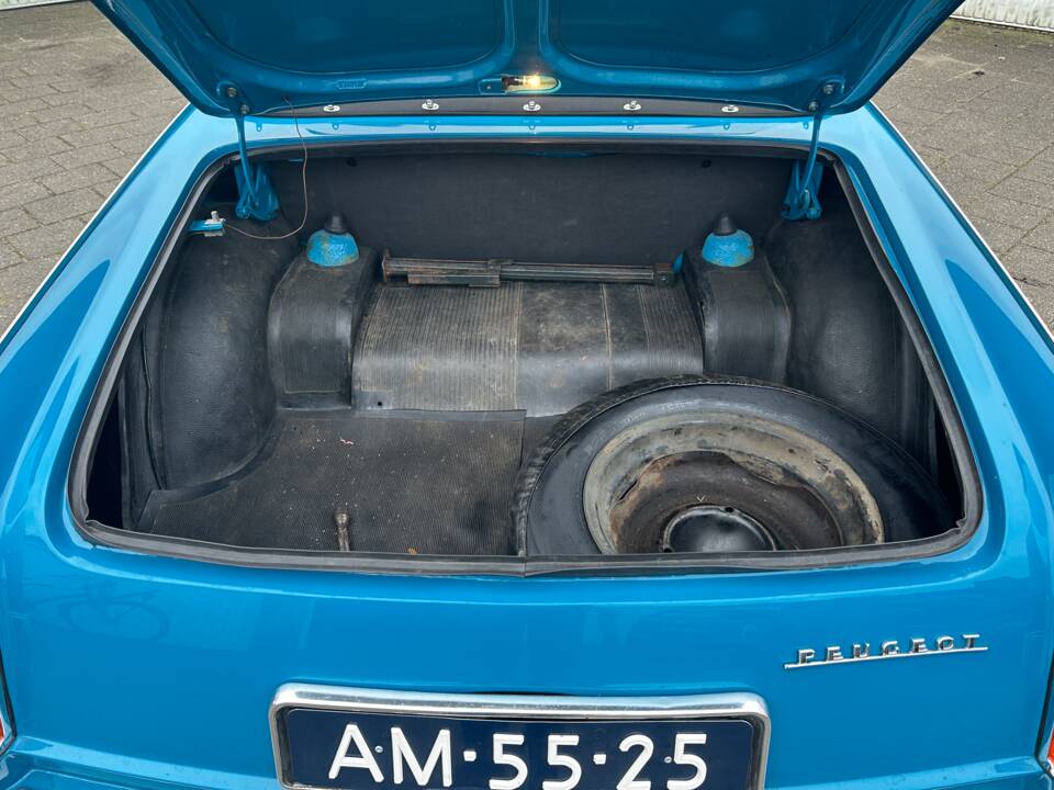 Bild 35/36 von Peugeot 404 Cabriolet (1967)