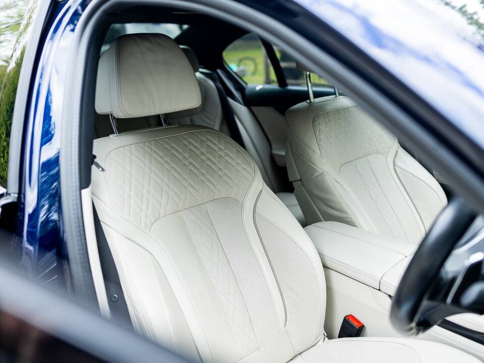 Afbeelding 33/46 van BMW 740d xDrive (2022)