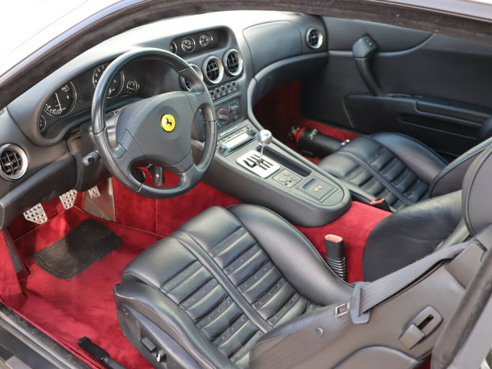 Bild 3/50 von Ferrari 550 Maranello (1999)