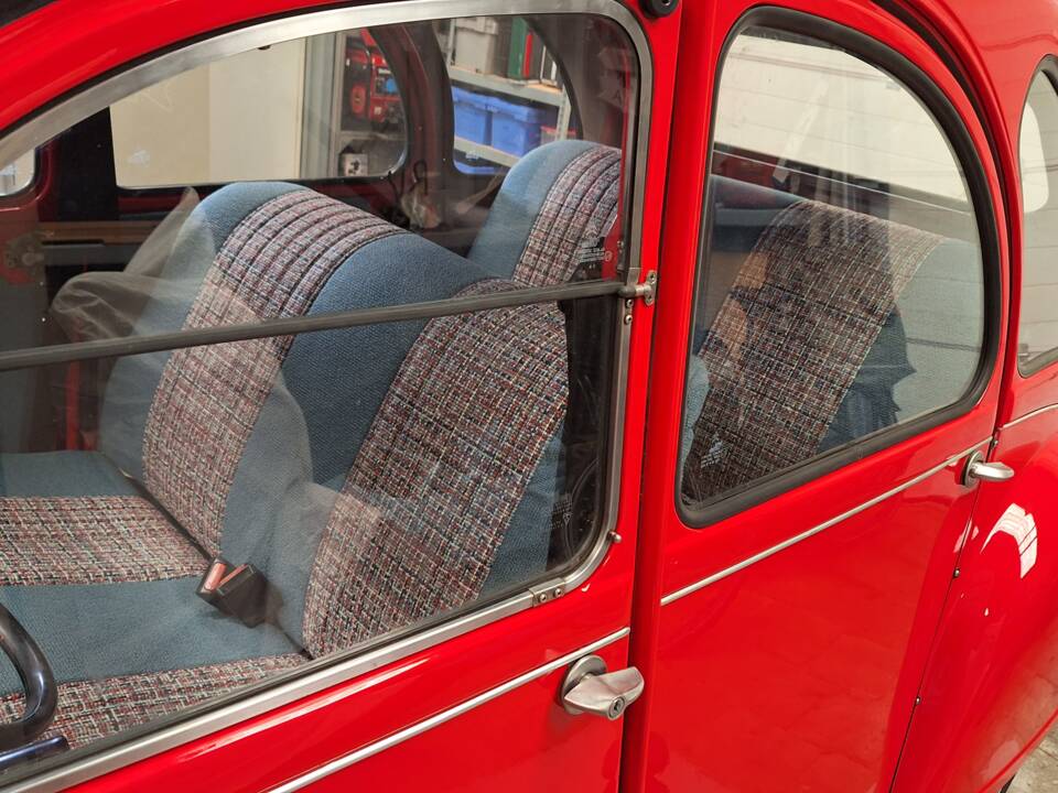 Bild 2/7 von Citroën 2 CV 6 Club (1985)