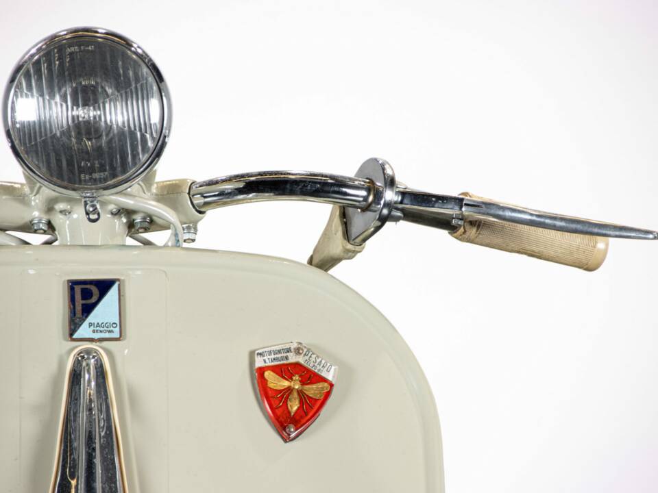 Bild 37/50 von Piaggio Vespa 150 "Struzzo" VL (1955)
