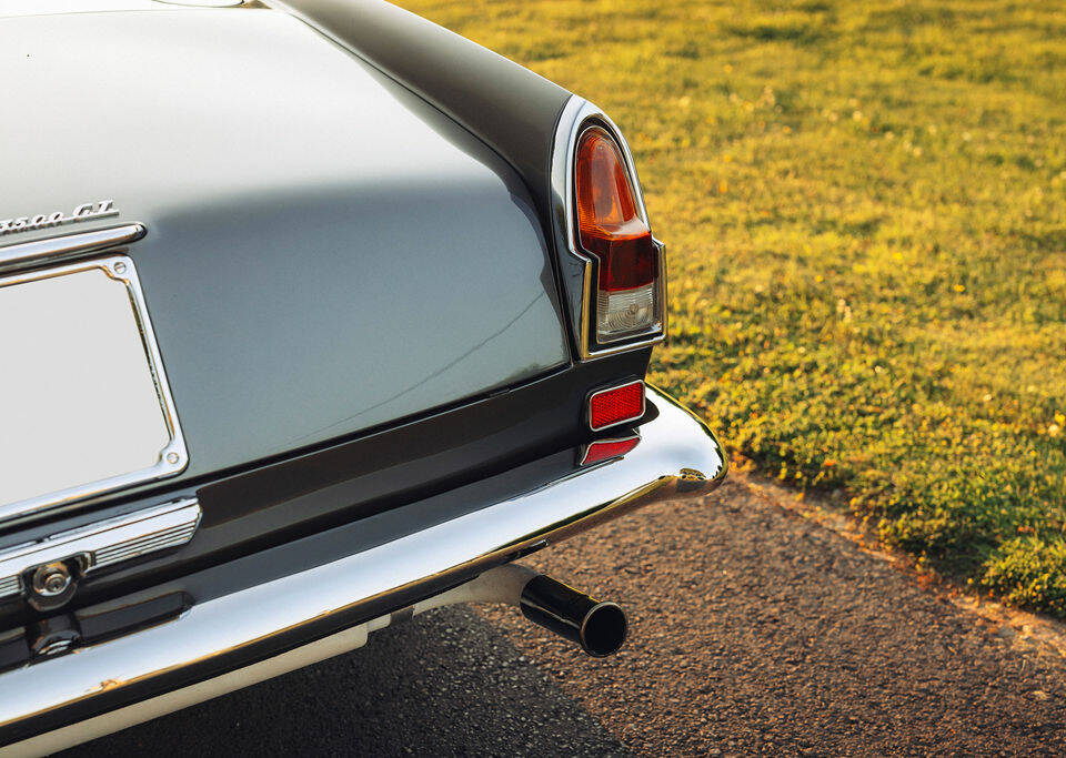 Image 37/94 of Maserati 3500 GT Spyder Vignale (1960)